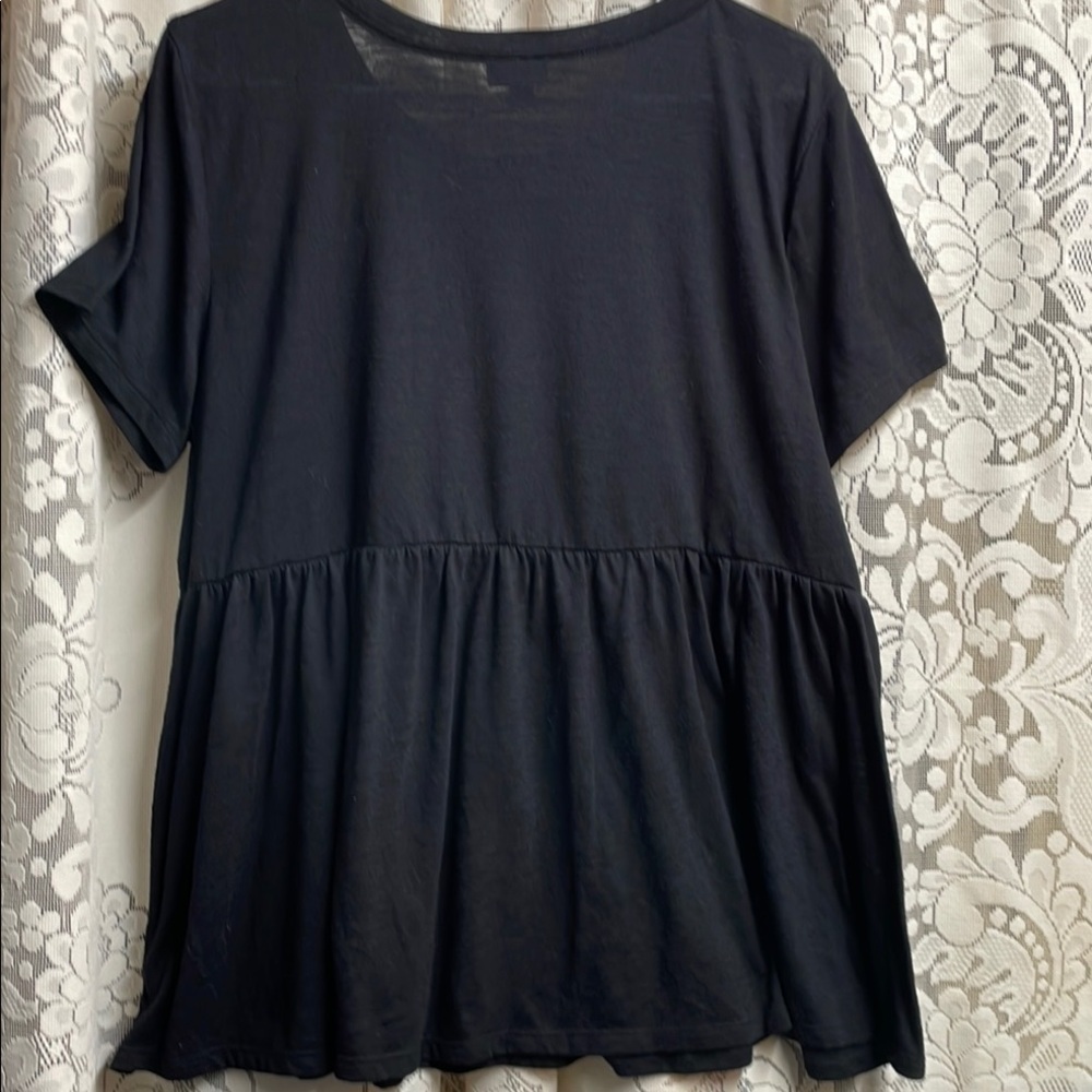 Torrid Black and Pink Graphic Short Sleeve Fun Tee - Picture 5 of 6